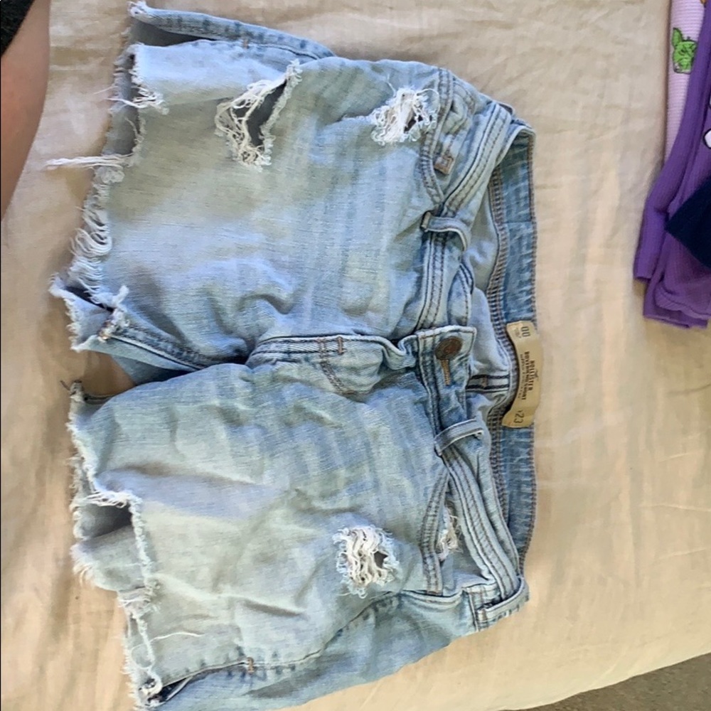 3 in inseam distressed shorts
